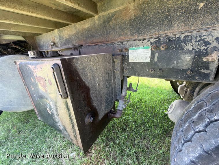 image for item EX2512 2007 Sterling Truck L8500 Dump Truck