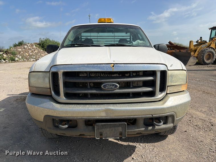 image for item EX2514 2004 Ford F250 Super Duty flatbed pickup truck