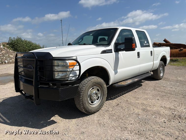 2011 Ford F250 Super Duty Crew Cab pickup truck