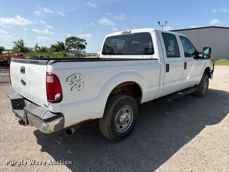 image for item EX2516 2011 Ford F250 Super Duty Crew Cab pickup truck