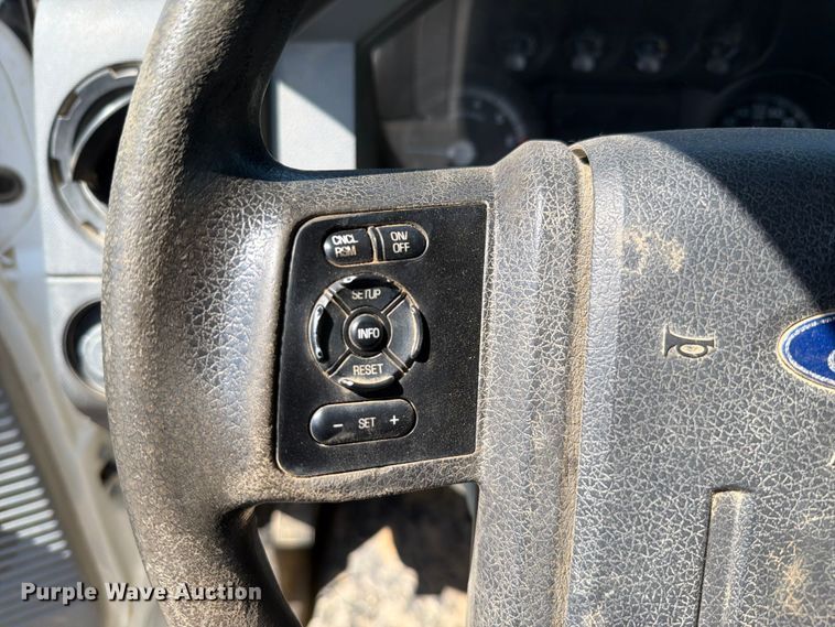 image for item EX2516 2011 Ford F250 Super Duty Crew Cab pickup truck