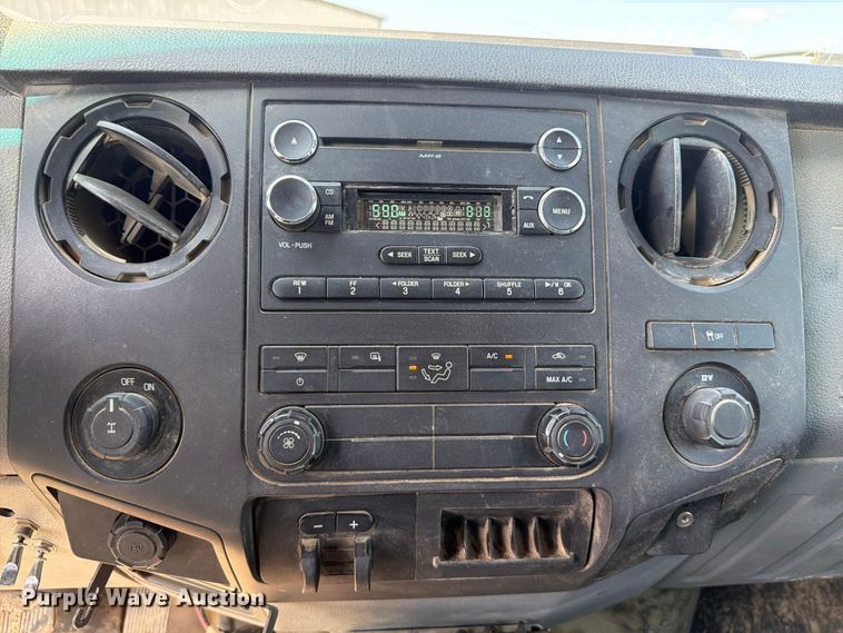 image for item EX2516 2011 Ford F250 Super Duty Crew Cab pickup truck