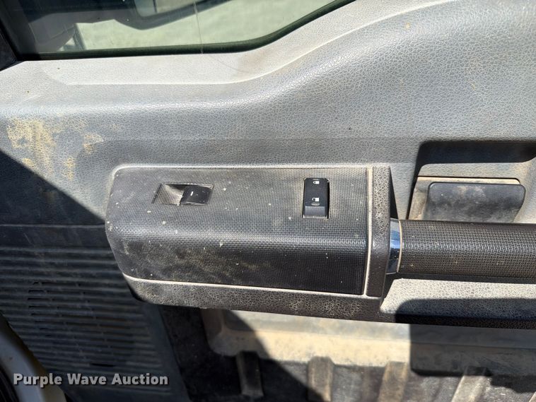 image for item EX2516 2011 Ford F250 Super Duty Crew Cab pickup truck