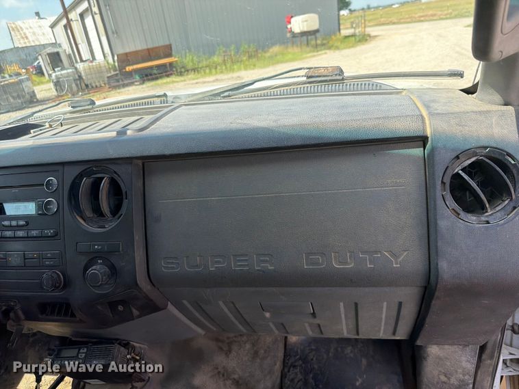 image for item EX2516 2011 Ford F250 Super Duty Crew Cab pickup truck