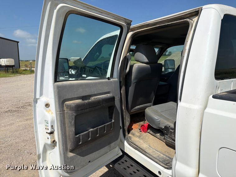 image for item EX2516 2011 Ford F250 Super Duty Crew Cab pickup truck