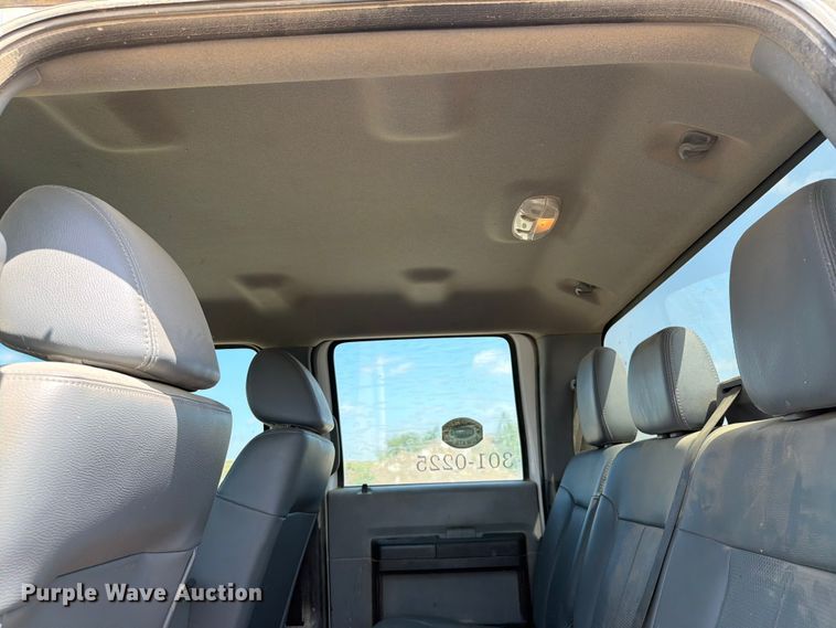 image for item EX2516 2011 Ford F250 Super Duty Crew Cab pickup truck