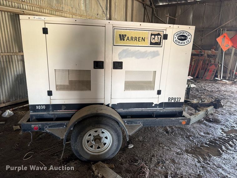 image for item EX2519 2000 Caterpillar XQ30 generator