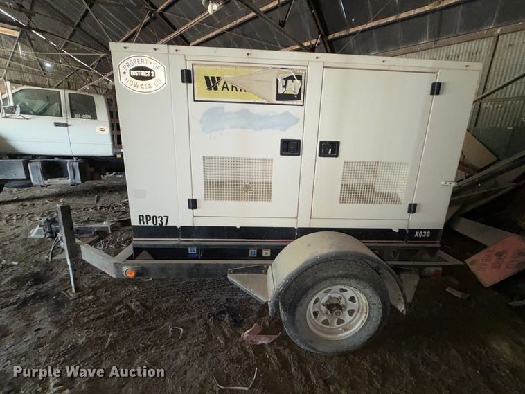 image for item EX2519 2000 Caterpillar XQ30 generator