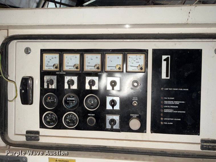 image for item EX2519 2000 Caterpillar XQ30 generator