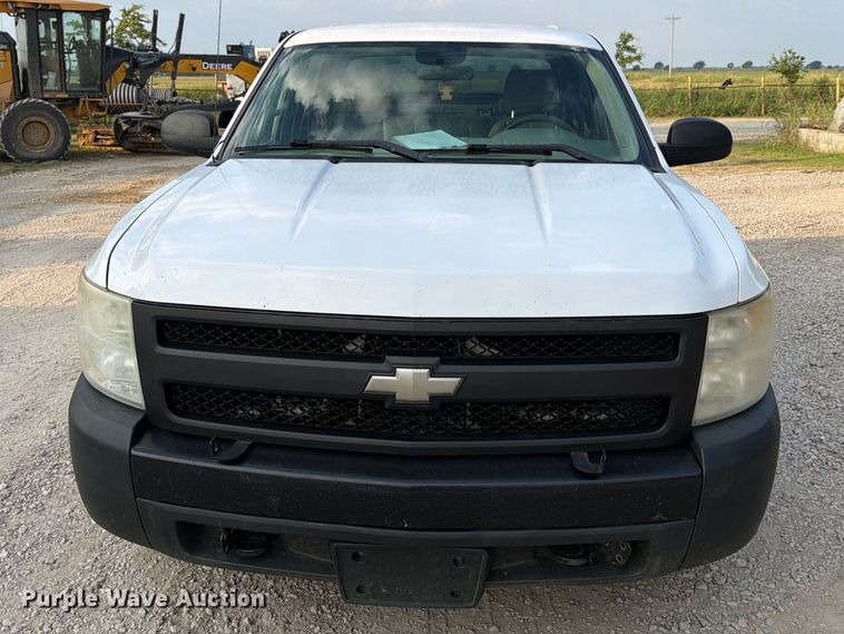 image for item EX4054 2008 Chevrolet Silverado Crew Cab pickup truck