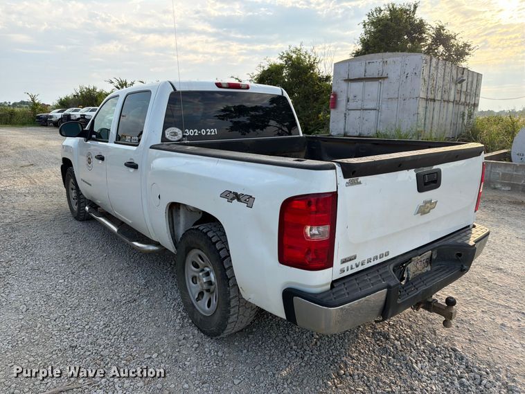 image for item EX4054 2008 Chevrolet Silverado Crew Cab pickup truck