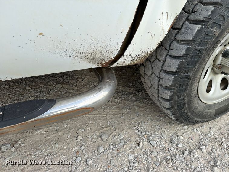 image for item EX4054 2008 Chevrolet Silverado Crew Cab pickup truck
