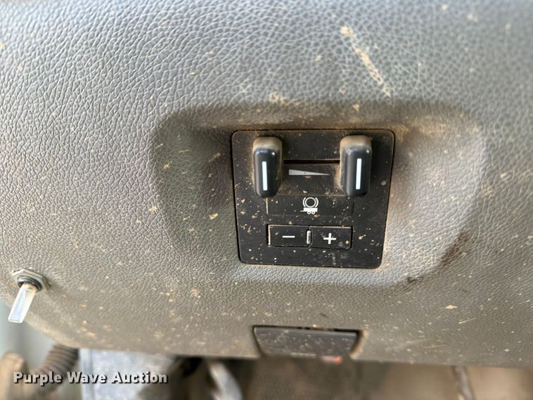 image for item EX4054 2008 Chevrolet Silverado Crew Cab pickup truck