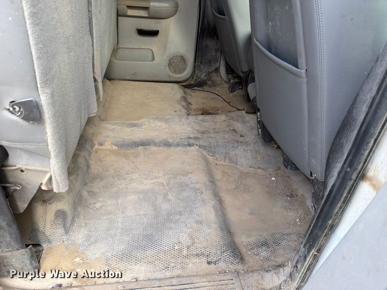 image for item EX4054 2008 Chevrolet Silverado Crew Cab pickup truck