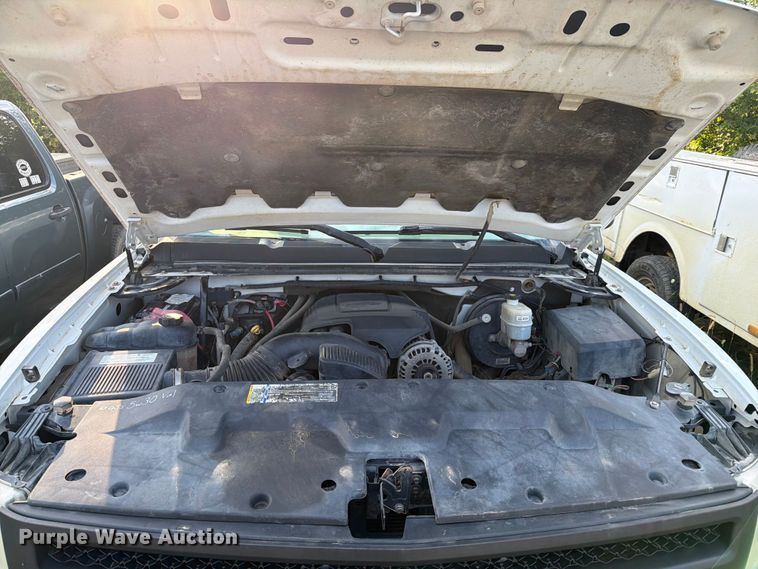 image for item EX4054 2008 Chevrolet Silverado Crew Cab pickup truck