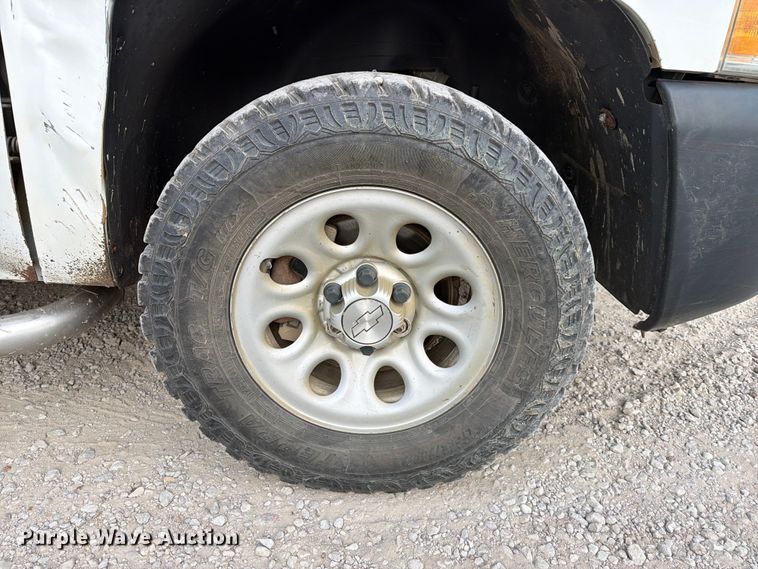 image for item EX4054 2008 Chevrolet Silverado Crew Cab pickup truck