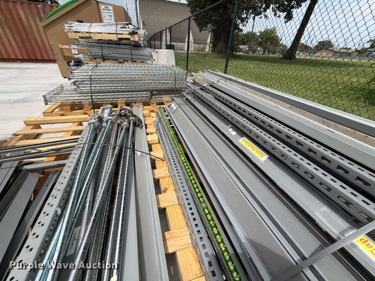 image for item EX4059 Pallet racking