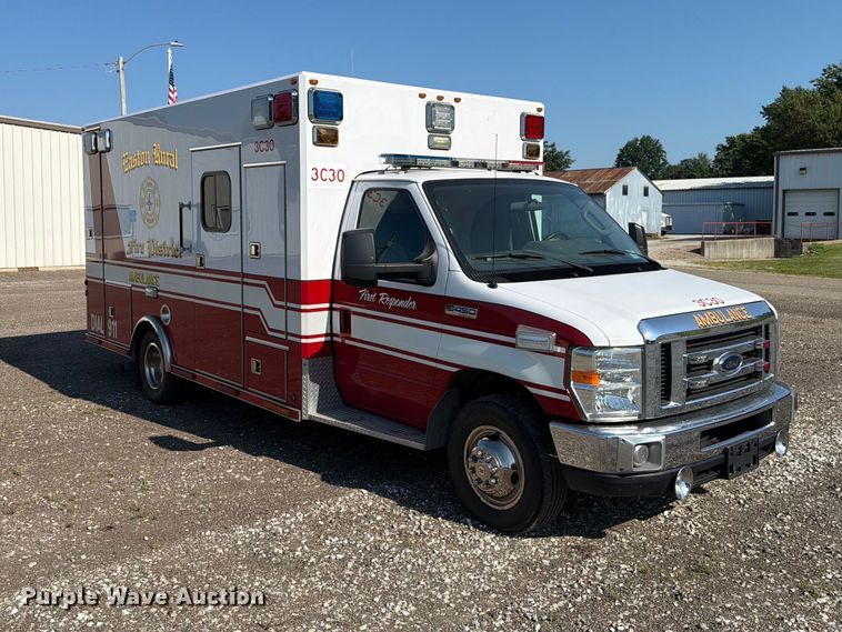 image for item EX4577 2009 Ford E450 Super Duty ambulance