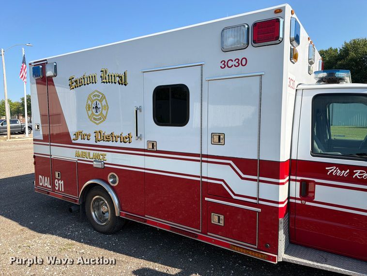 image for item EX4577 2009 Ford E450 Super Duty ambulance