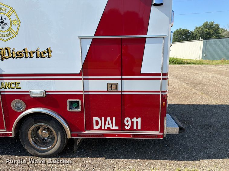 image for item EX4577 2009 Ford E450 Super Duty ambulance