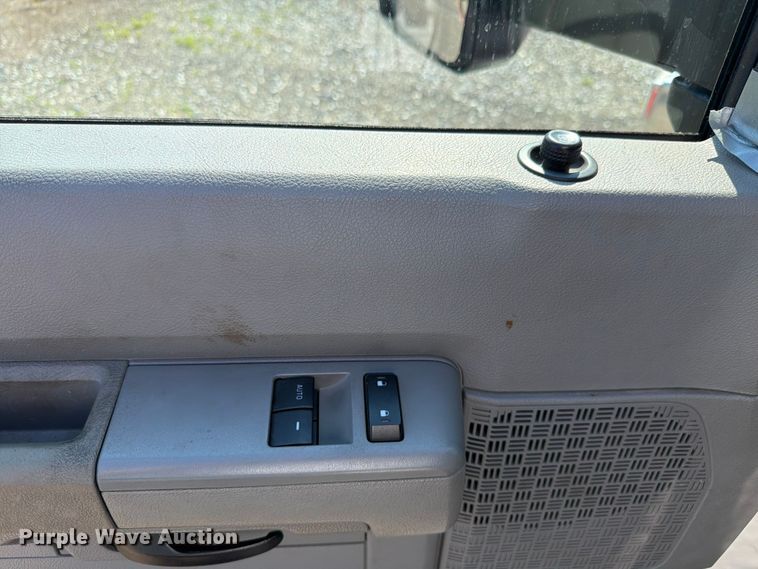 image for item EX4577 2009 Ford E450 Super Duty ambulance