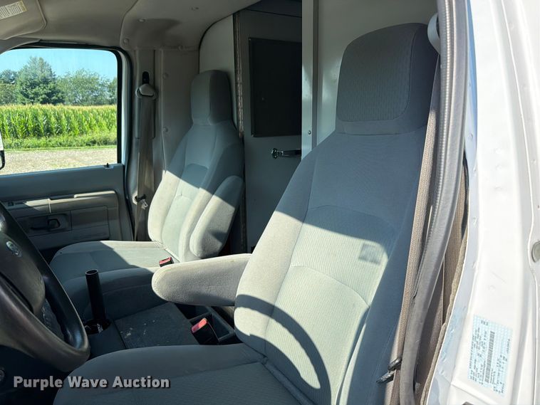 image for item EX4577 2009 Ford E450 Super Duty ambulance