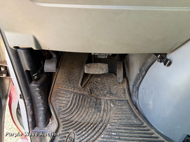 image for item EX4577 2009 Ford E450 Super Duty ambulance