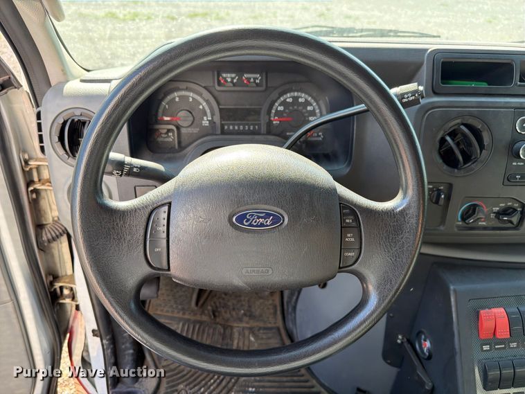image for item EX4577 2009 Ford E450 Super Duty ambulance