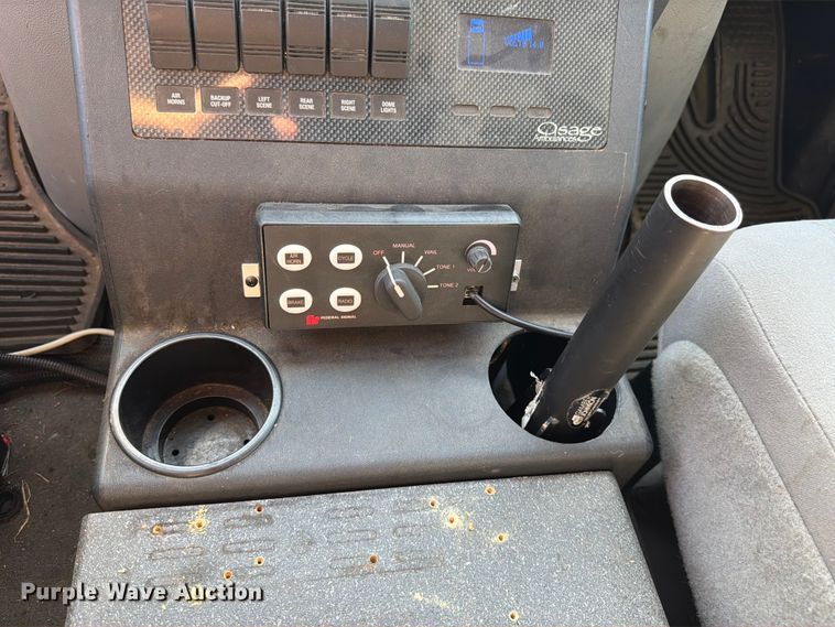 image for item EX4577 2009 Ford E450 Super Duty ambulance