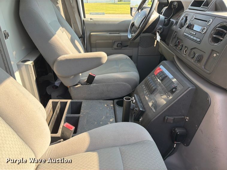 image for item EX4577 2009 Ford E450 Super Duty ambulance