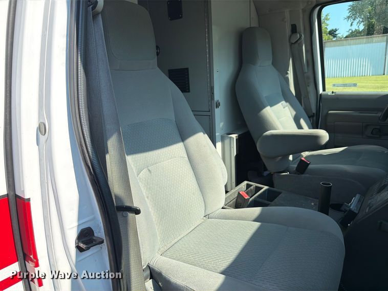 image for item EX4577 2009 Ford E450 Super Duty ambulance