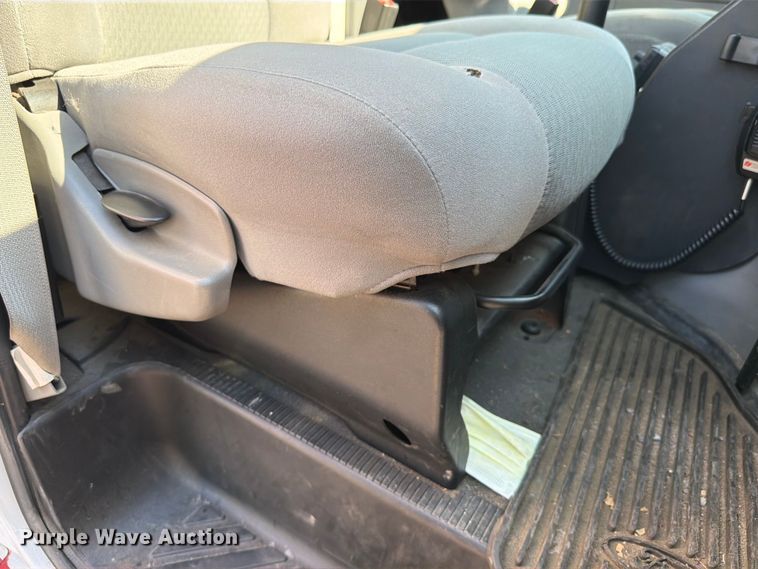 image for item EX4577 2009 Ford E450 Super Duty ambulance