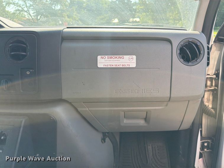 image for item EX4577 2009 Ford E450 Super Duty ambulance