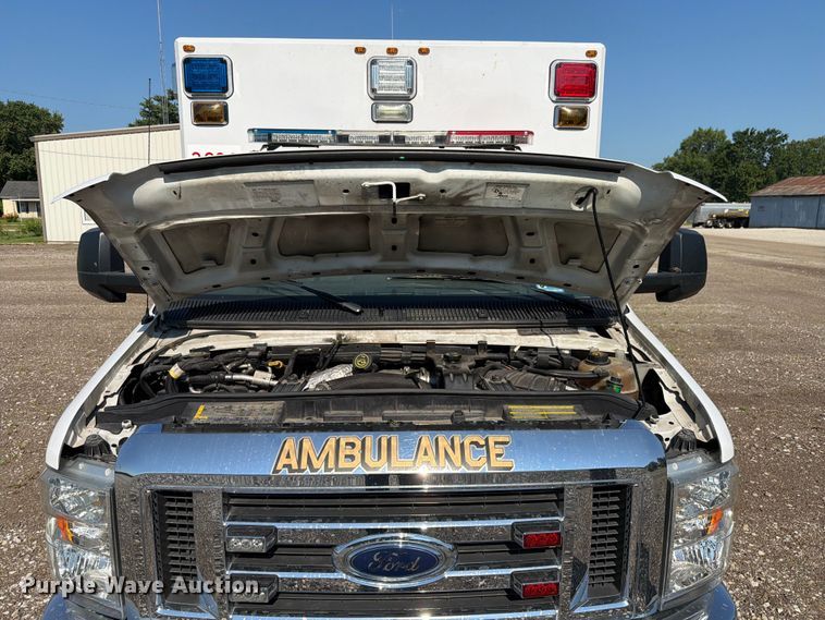 image for item EX4577 2009 Ford E450 Super Duty ambulance