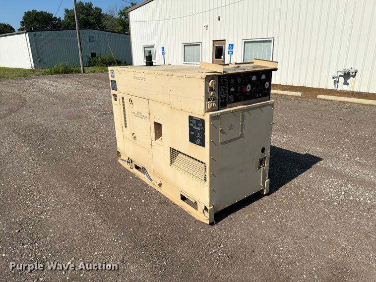image for item EX4578 1999 Fremont Div MEP-805A generator