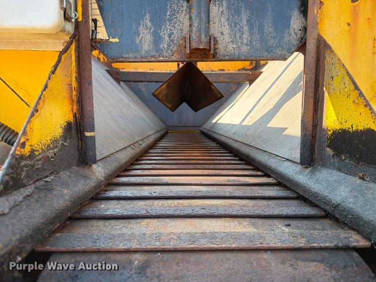 image for item FB5775 2000 Sterling L-Line dump truck