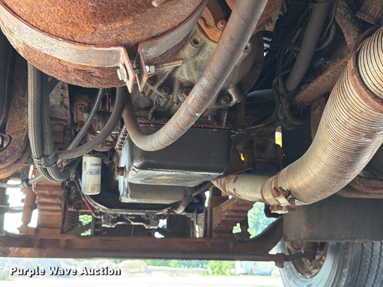 image for item FB5775 2000 Sterling L-Line dump truck