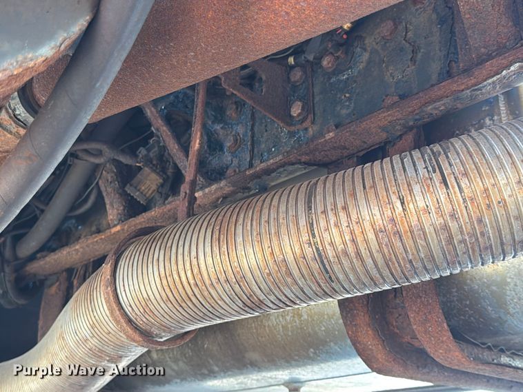 image for item FB5775 2000 Sterling L-Line dump truck