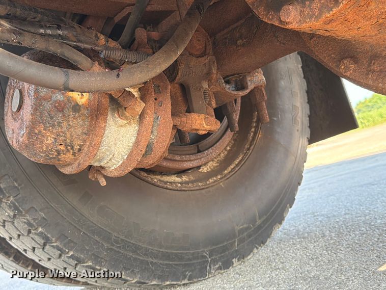 image for item FB5775 2000 Sterling L-Line dump truck