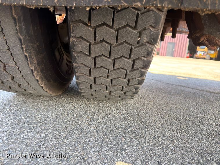 image for item FB5775 2000 Sterling L-Line dump truck