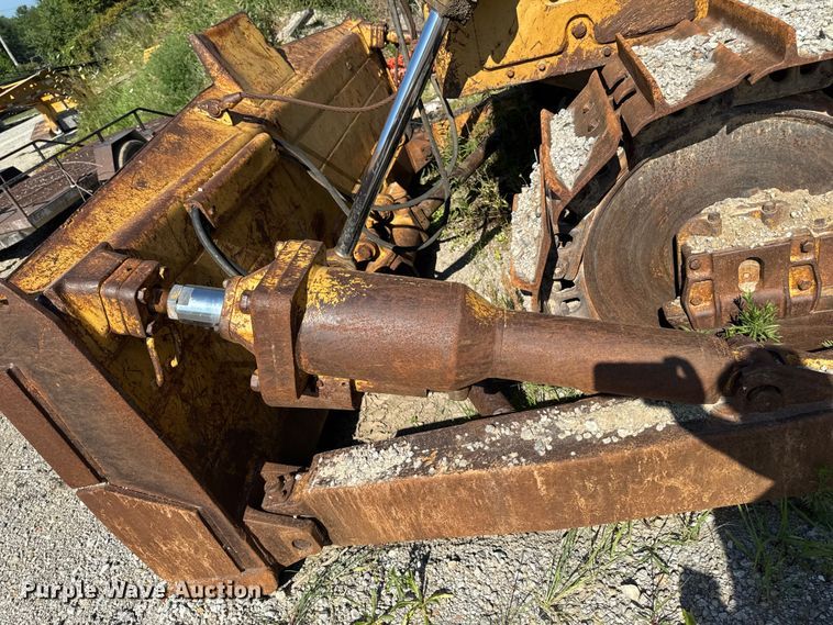 image for item FB5776 1967 Caterpillar D7E dozer