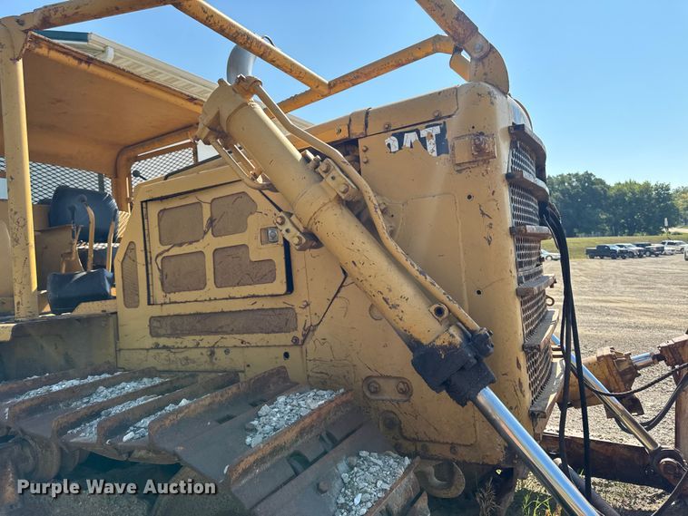 image for item FB5776 1967 Caterpillar D7E dozer