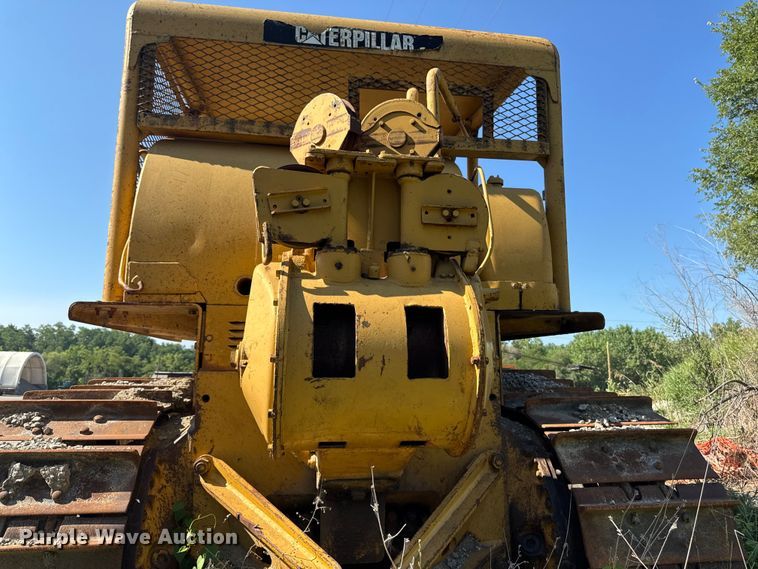 image for item FB5776 1967 Caterpillar D7E dozer