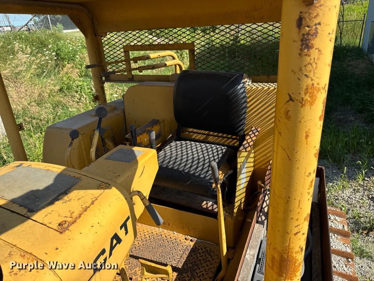 image for item FB5776 1967 Caterpillar D7E dozer