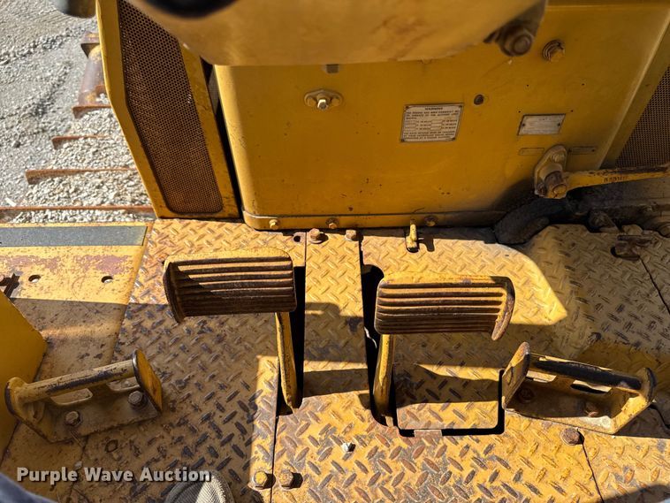 image for item FB5776 1967 Caterpillar D7E dozer