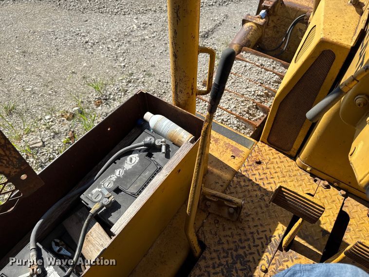 image for item FB5776 1967 Caterpillar D7E dozer