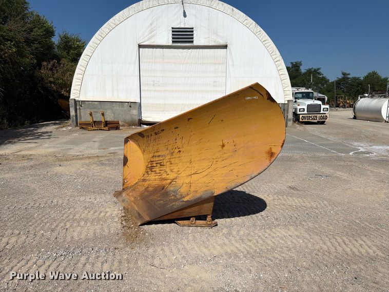 image for item FB5778 Adam's Snow Plow 6 V plow