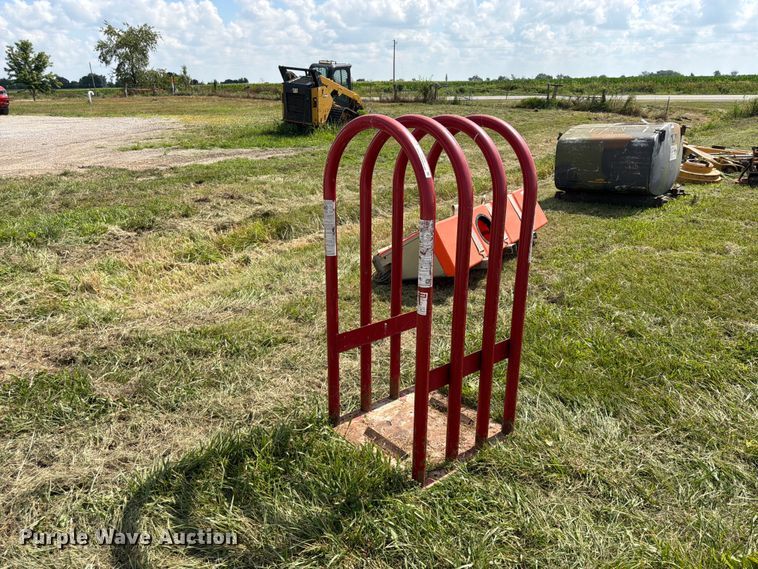image for item FB5781 Branco 2240 tire inflation cage