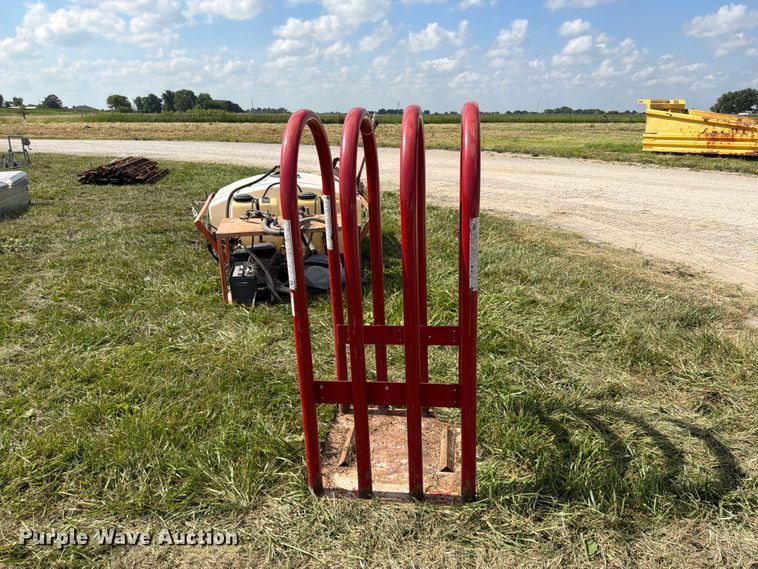 image for item FB5781 Branco 2240 tire inflation cage