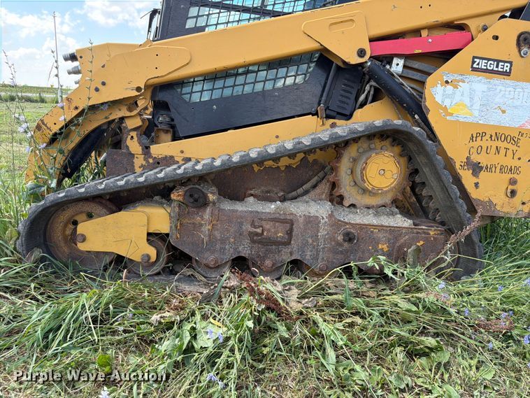 image for item FB5783 2016 Caterpillar 299D2 XHP tracked skid steer loader